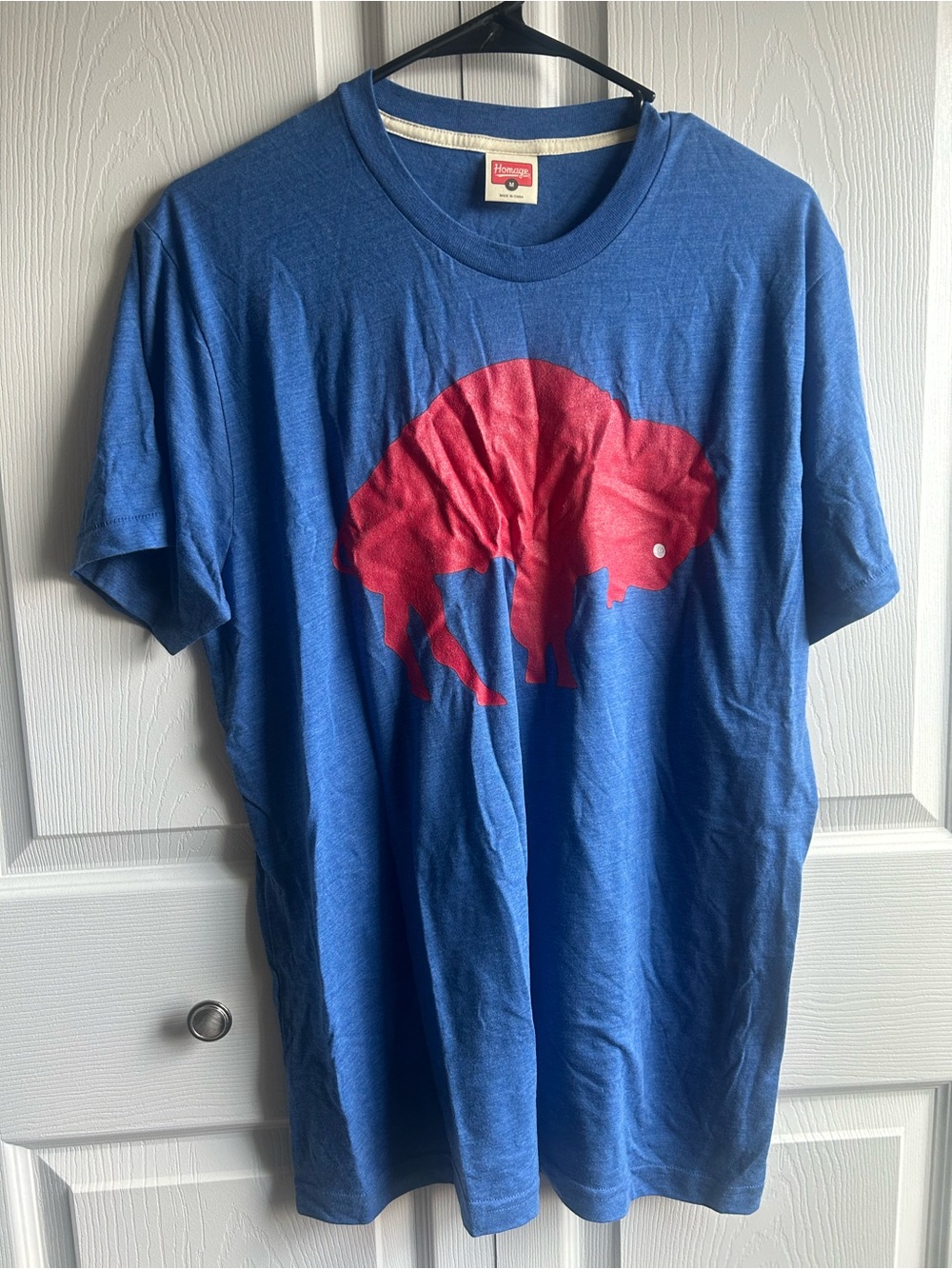 Homage Men’s Medium Blue Bison/Buffalo Graphic T-Shirt - Soft & Vintage Feel!